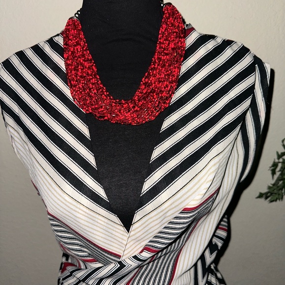 Wide leg jumpsuit. - Picture 3 of 6